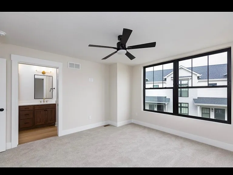 2724 SW 24th Ln — Photo 19