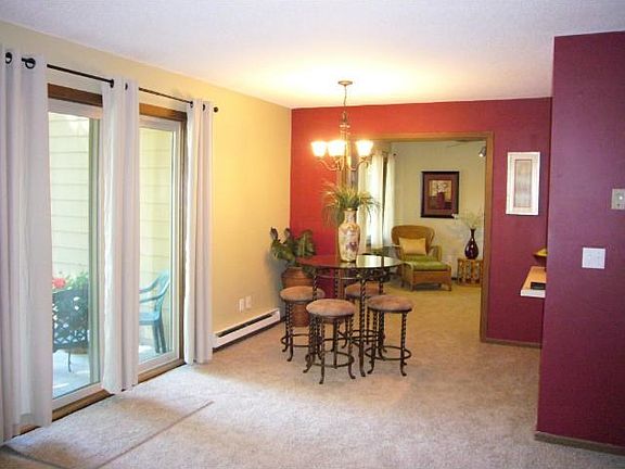 Great access to patio just off dining area and kitchen - convenient for grilling.