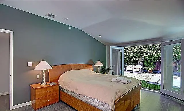 310 S Thurston Ave — Photo 9
