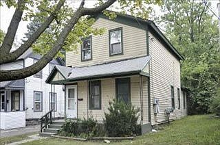 2nd image of 125 Reed Ave