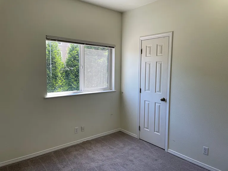 9022 20th Ave NE — Photo 14