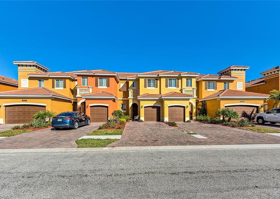 1st image of 10120 Tin Maple Dr Unit 20