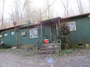 43 Split Creek Rd, Franklin, NC 28734