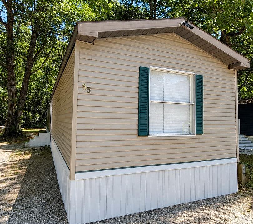 1st image of 53 Crestwood Dr #53