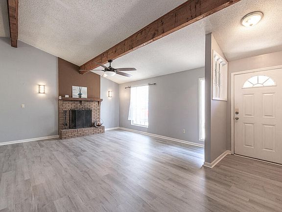 3rd image of 3773 Fairington Dr
