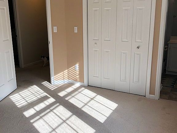 5th image of 40 Wood Pointe Dr Unit 68