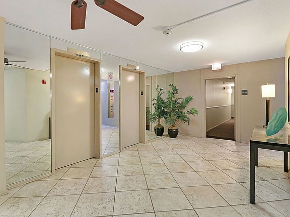 4th image of 35 S Baybrook Dr Unit 214