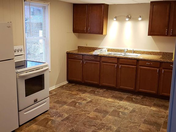 2nd image of 276 Black Dr