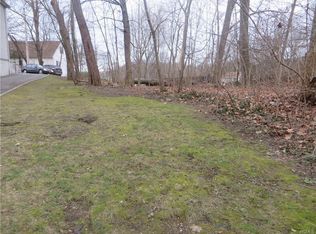 237 Mortimer St, Port Chester, NY 10573
