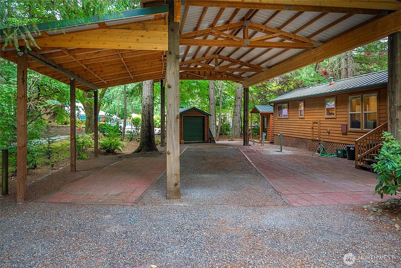 3rd image of 1546 Reservation Road SE #62