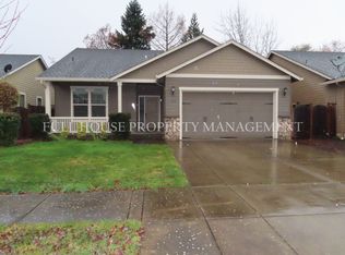 1982 Cedar Brook Dr, Eugene, OR 97402