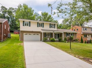 60 Fairhill Dr, Washington, PA