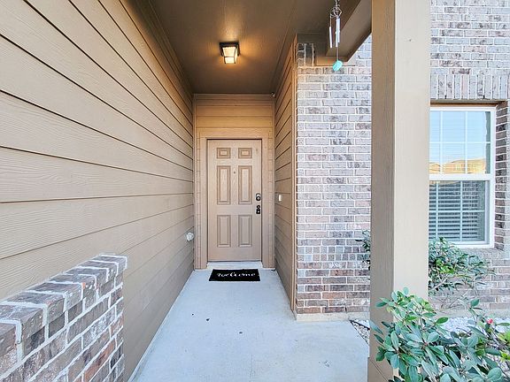 3rd image of 17527 Solly Oak Pl