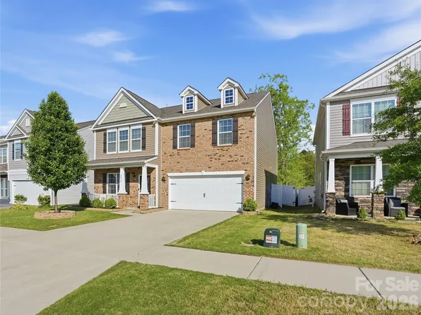 3215 Aransas Rd, Charlotte, NC 28214