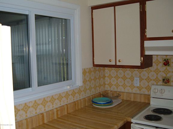 5th image of 24 Milford Avenue