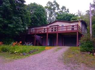 10290 Nine Mile Rd, Whitmore Lake, MI 48189