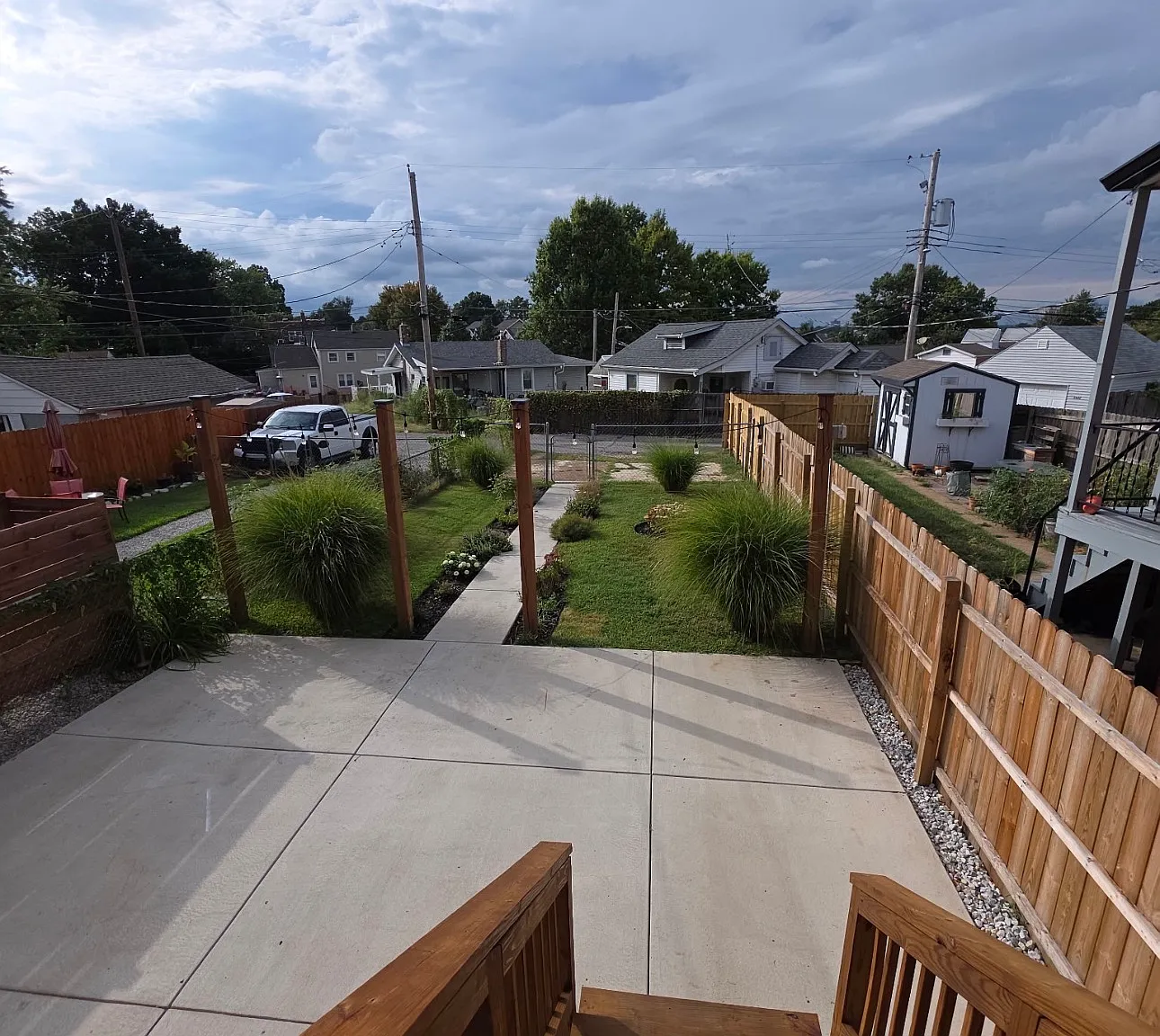 2 bed, 1000 sqft, $2,300 — Photo 2
