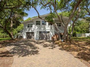 1210 N Dogwood Dr, Surfside Beach, SC 29575
