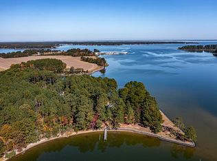 535 Courtney Ln, Callao, VA 22435