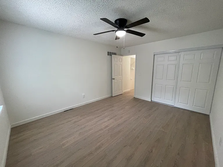 816-818 S Grant Ter — Photo 10