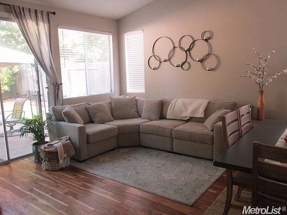 3rd image of 1492 Kingswood Dr