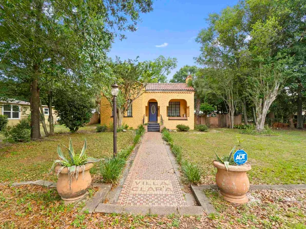 110 Yoakum Ct, Pensacola, FL 32505