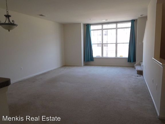 2nd image of 107 Moore Dr