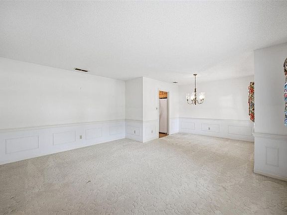 4th image of 1037 Yeamans Hall Rd