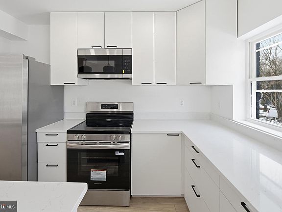 5th image of 5010 N Capitol St NW