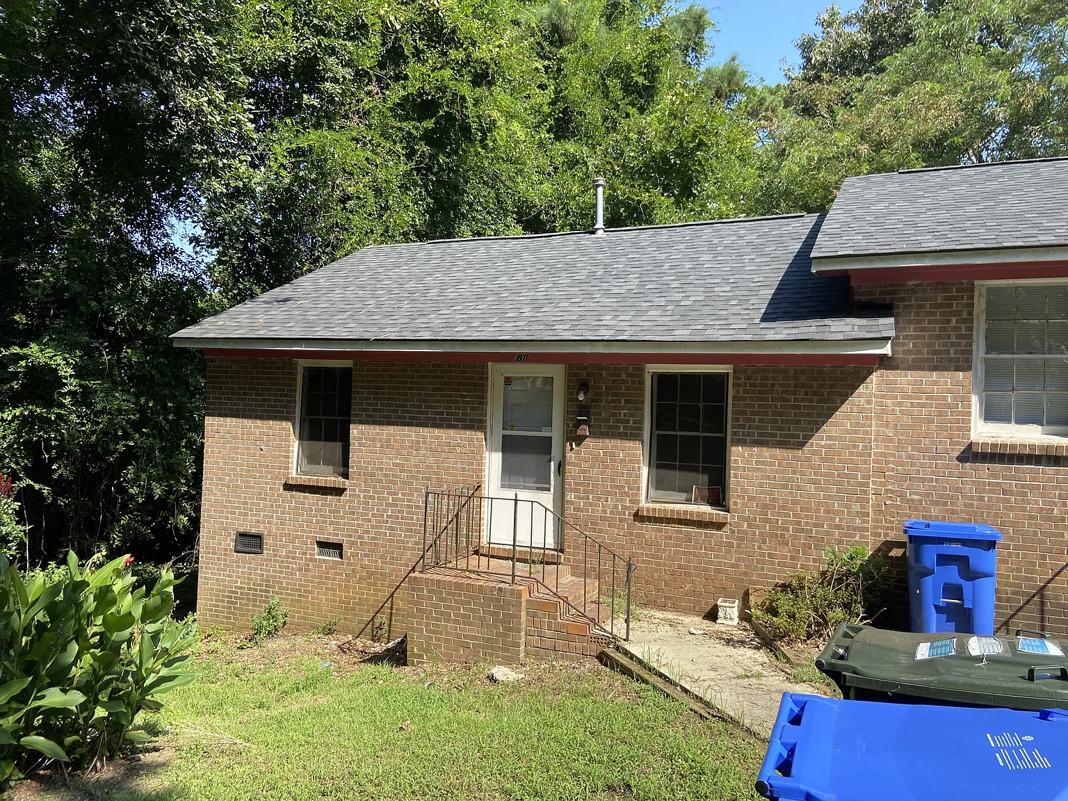 1811 Powatan Street — Photo 1
