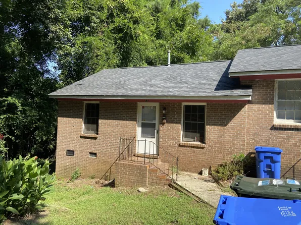 1811 Powatan St, Fayetteville, NC