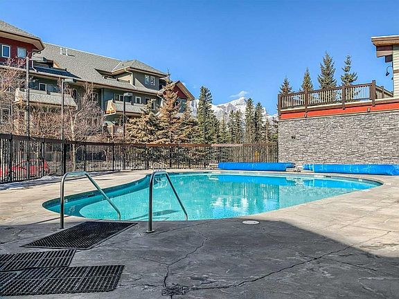 3rd image of 101 E Montane Rd #322
