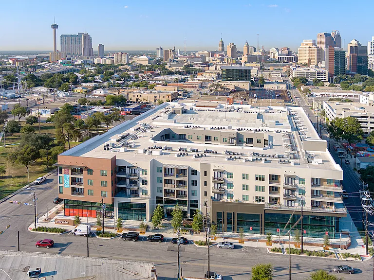 The Flats at River North — Photo 2