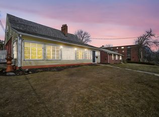 77 Locust St, Holyoke, MA 01040
