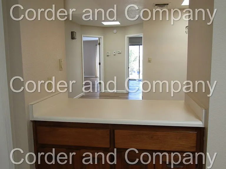 3345 Esplanade Cir SE — Photo 18