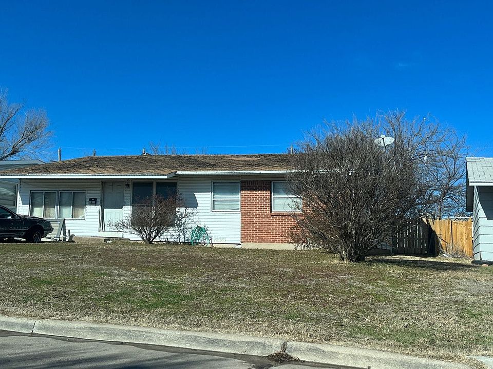 1st image of 5325 NW Oak Ave