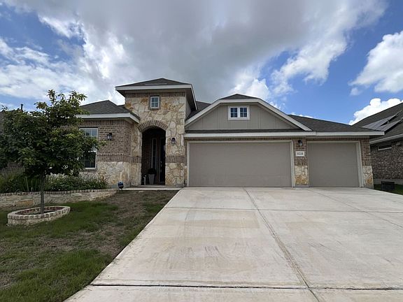 2nd image of 15218 Maskette Ave