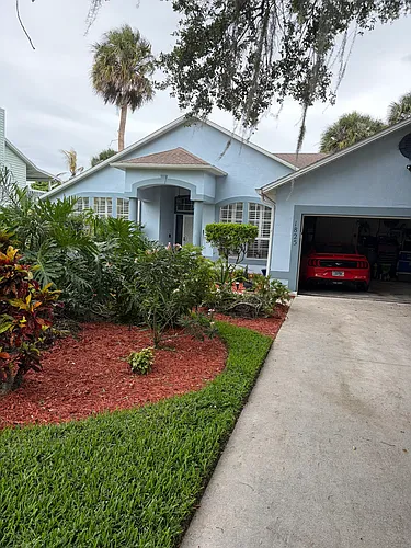 1825 SW Import Dr Photo 1