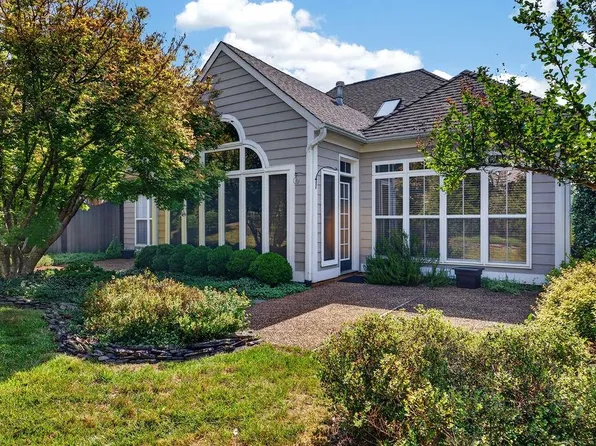 1317 Stonegate Ct, Crozet, VA 22932
