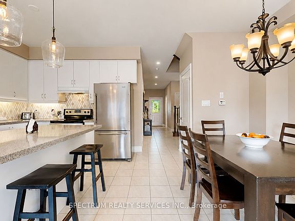 5th image of 1103 Stantin St