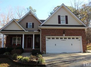 54 Woodridge Ct, Angier, NC 27501