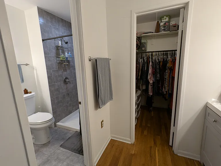 4938 Schuyler Dr — Photo 10