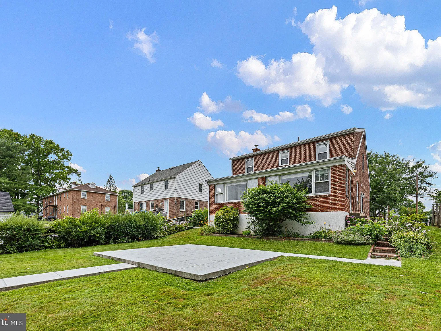 3 bed, 2.5 bath, 1683 sqft, $3,000 — Photo 4