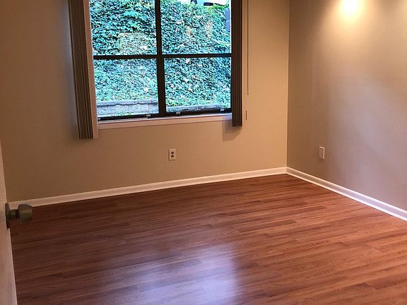 4th image of 315 Shawmont Ave APT C