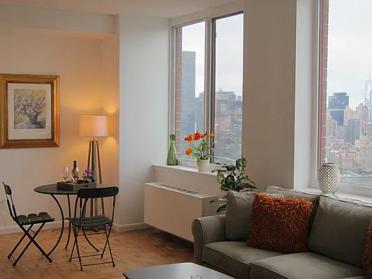 Sold by CityView Real Estate Inc. | media 16