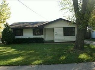 3305 E 26th St, Des Moines, IA 50317