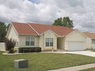 799 Gunnar Ln, Forsyth, IL 62535