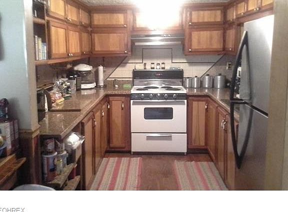 5th image of 39 McGough Ln