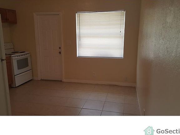 3rd image of 1001 NW 6th Ave