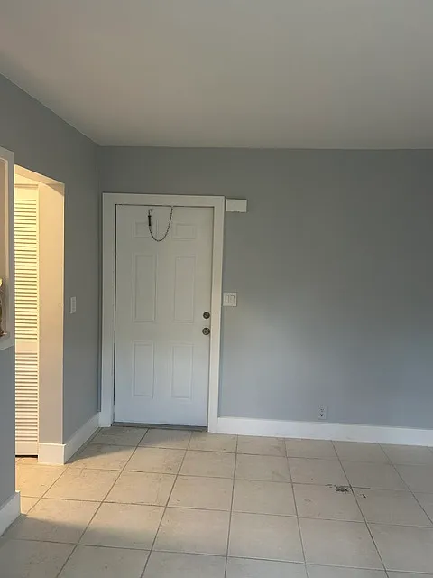 Studio, 320 sqft, $1,500 — Photo 4